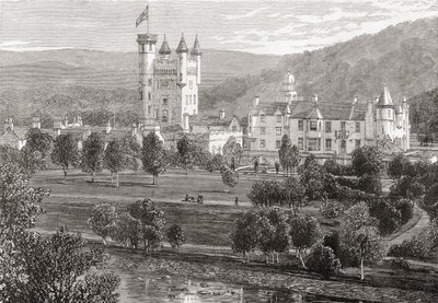Balmoral Castle, Aberdeenshire, vom Fluss Dee aus gesehen, aus 